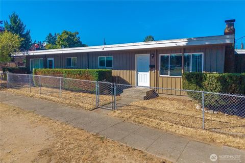 Photo of 1561 1563 S 35th Street, Tacoma, WA 98418 (MLS # 2426630)