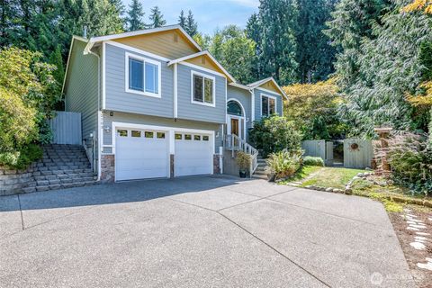 2703 5th Street SW Puyallup WA 98373