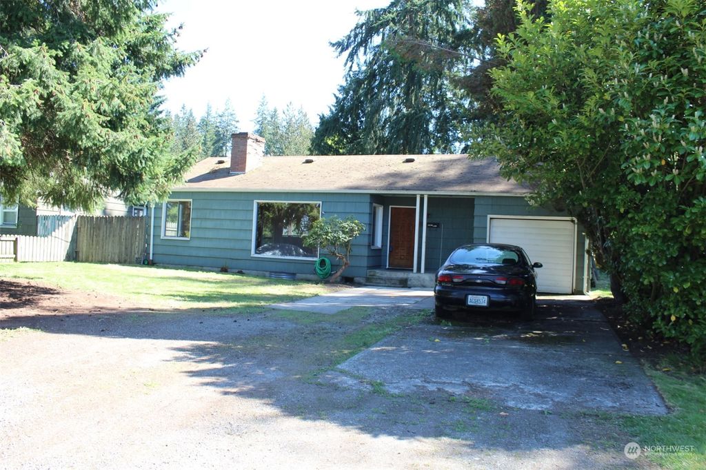 Photo of 424 Tamarack Avenue, Everett, WA 98203 (MLS # 2067840)