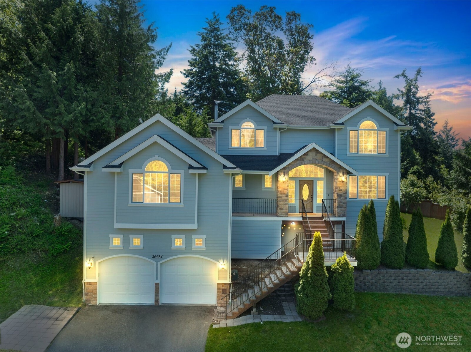 36984 Aspen Way NE