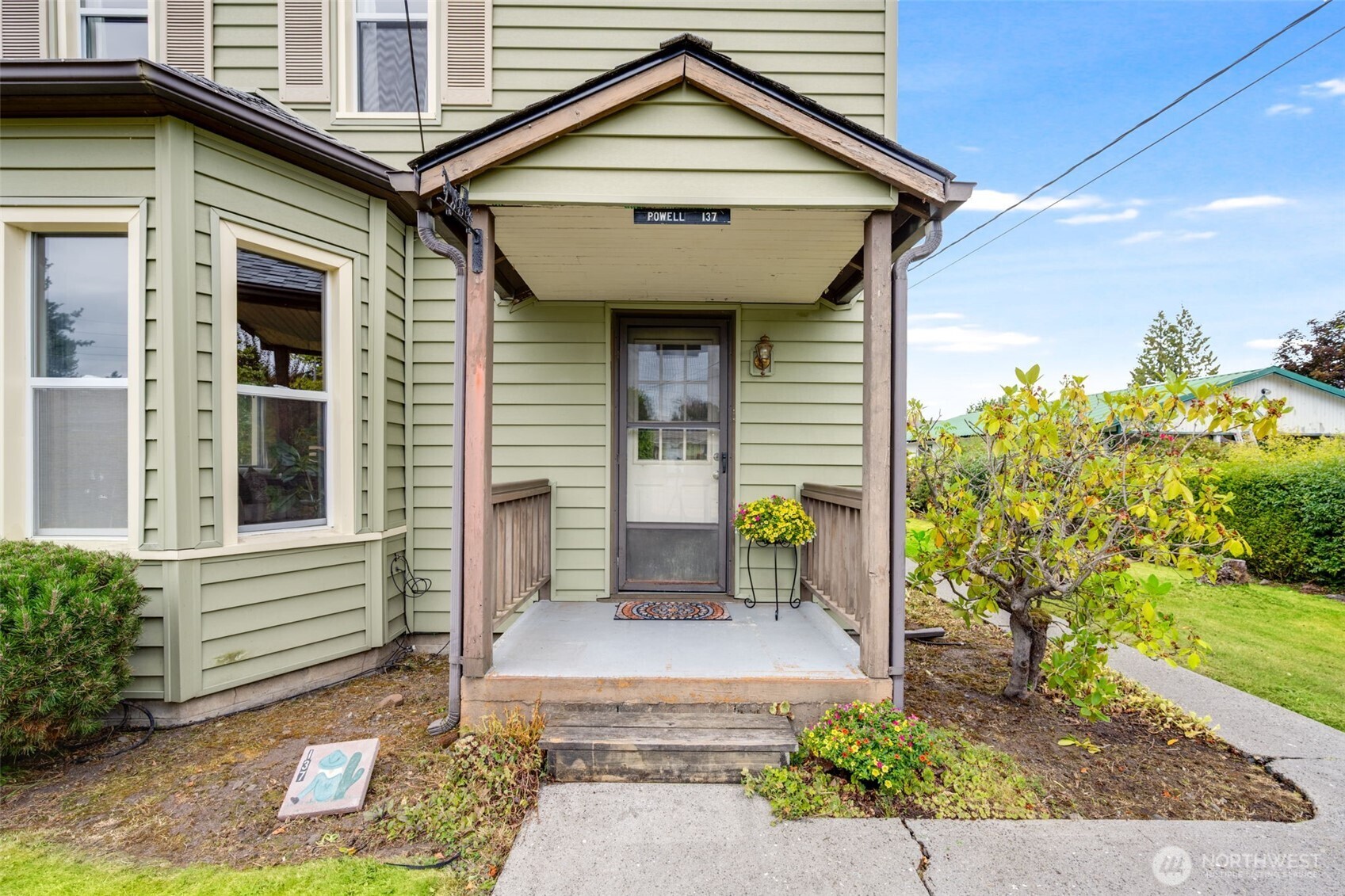 137 S 4th Street