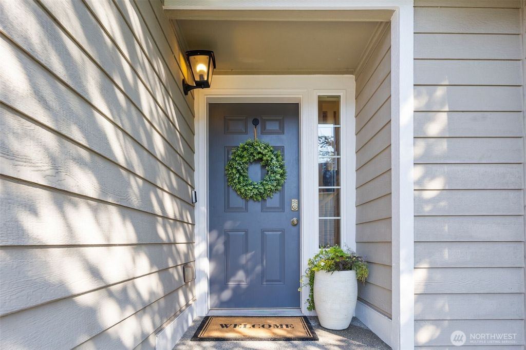 Photo of 27214 212th Ave SE Ave, Maple Valley, WA 98038 (MLS # 2437482)