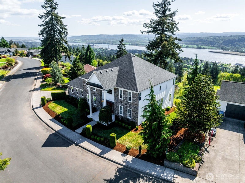 175 Eli Avery Avenue