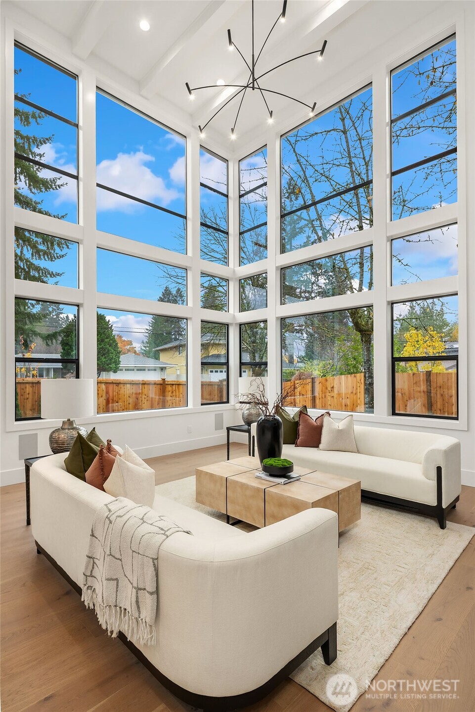 1904 169th Avenue NE