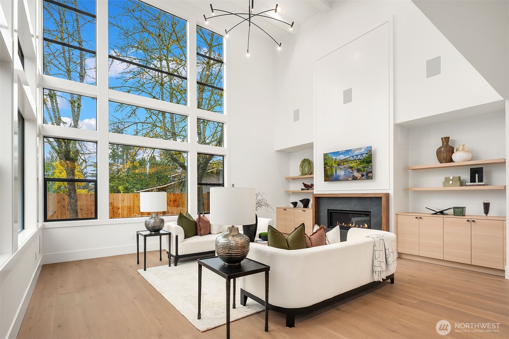 1904 169th Avenue NE