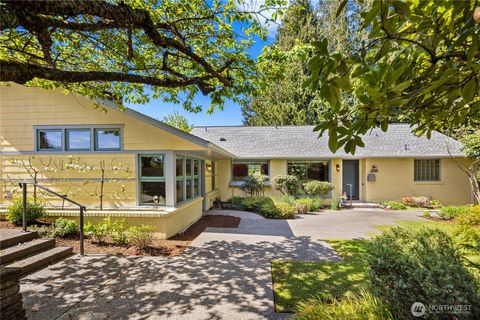 Photo of 3409 Magnolia Blvd W Blvd, Seattle, WA 98199 (MLS # 2513431)