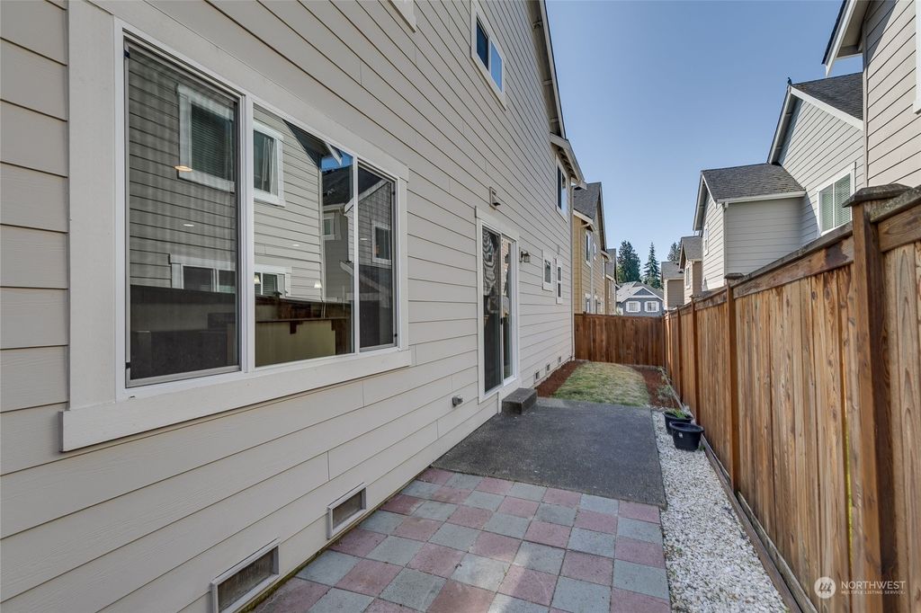 Photo of 14526 18th Place W, Lynnwood, WA 98087 (MLS # 2163972)