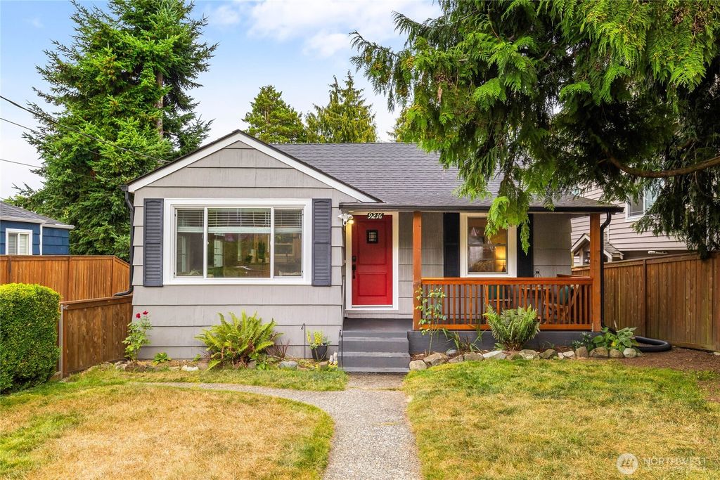 Photo of 9216 9th Avenue NW, Seattle, WA 98117 (MLS # 2423844)