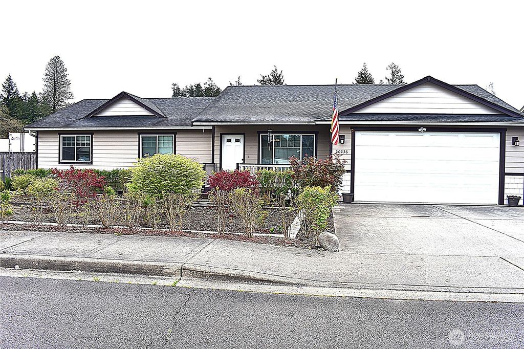 Photo of 20236 White Rock Loop SW, Centralia, WA 98531 (MLS # 2509516)