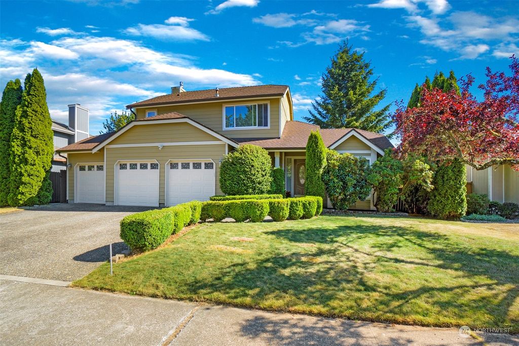 Photo of 23619 SE 245th Street, Maple Valley, WA 98038 (MLS # 2272763)