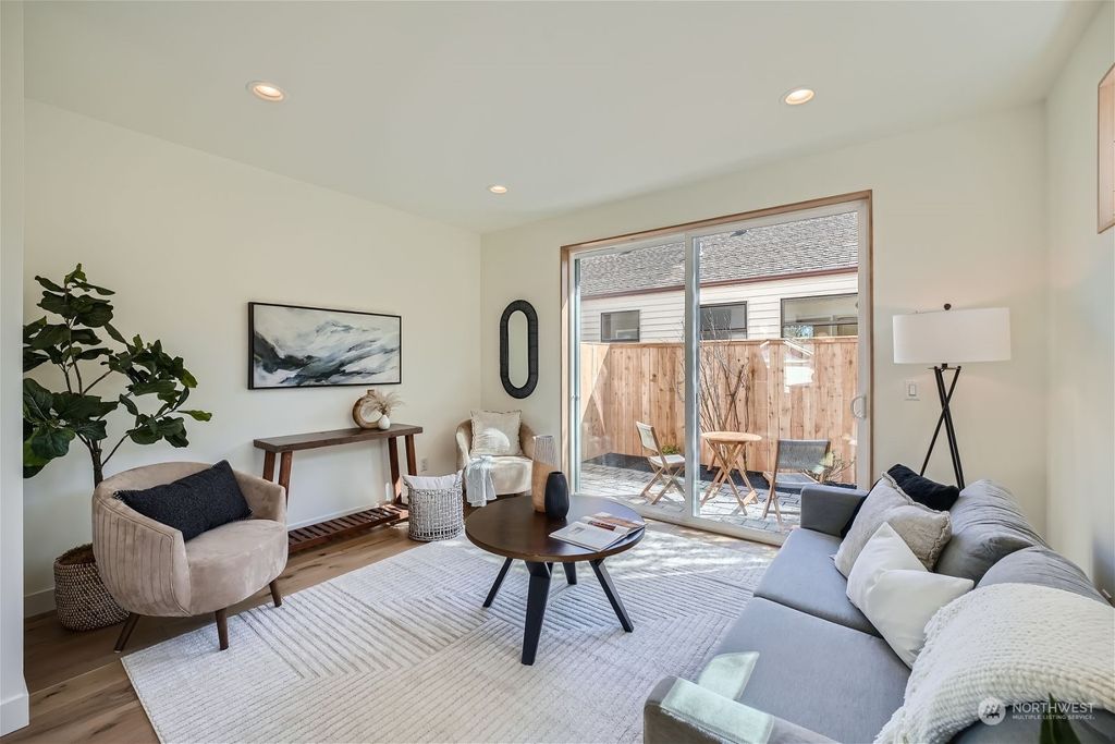 Photo of 732 N 67th Street, Seattle, WA 98103 (MLS # 2227297)