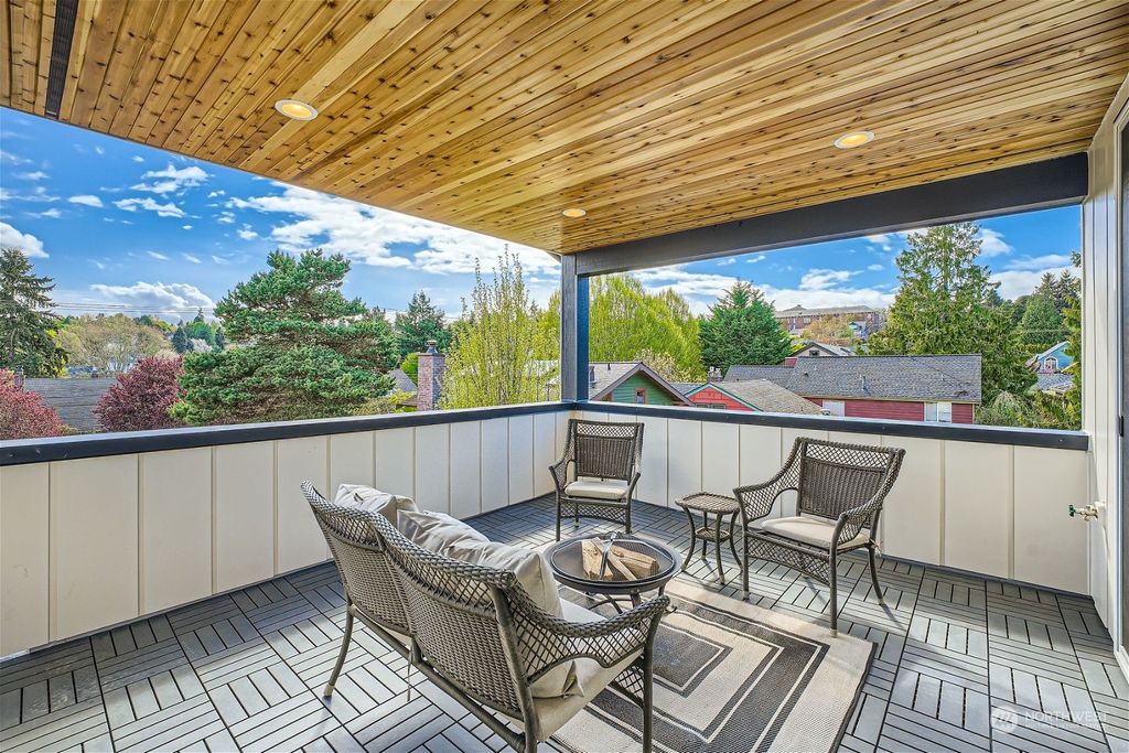 Photo of 732 N 67th Street, Seattle, WA 98103 (MLS # 2227297)