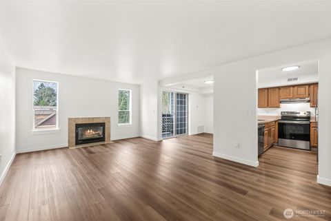 Photo of 3939 10th Street SE #B3, Puyallup, WA 98374 (MLS # 2478007)