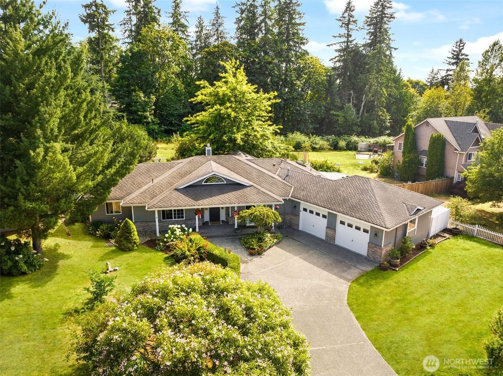 Photo of 7822 31st Street NE, Marysville, WA 98270 (MLS # 2413601)