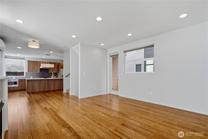 2247 NW 64th Street