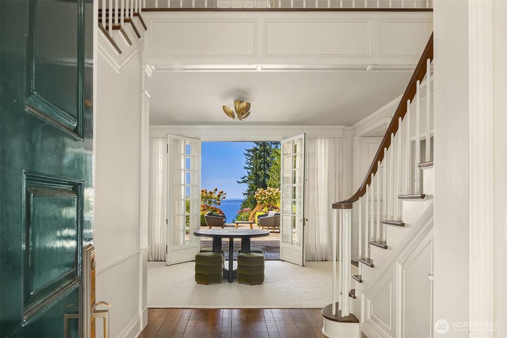 Photo of 72 Olympic Drive NW, Shoreline, WA 98177 (MLS # 2481218)