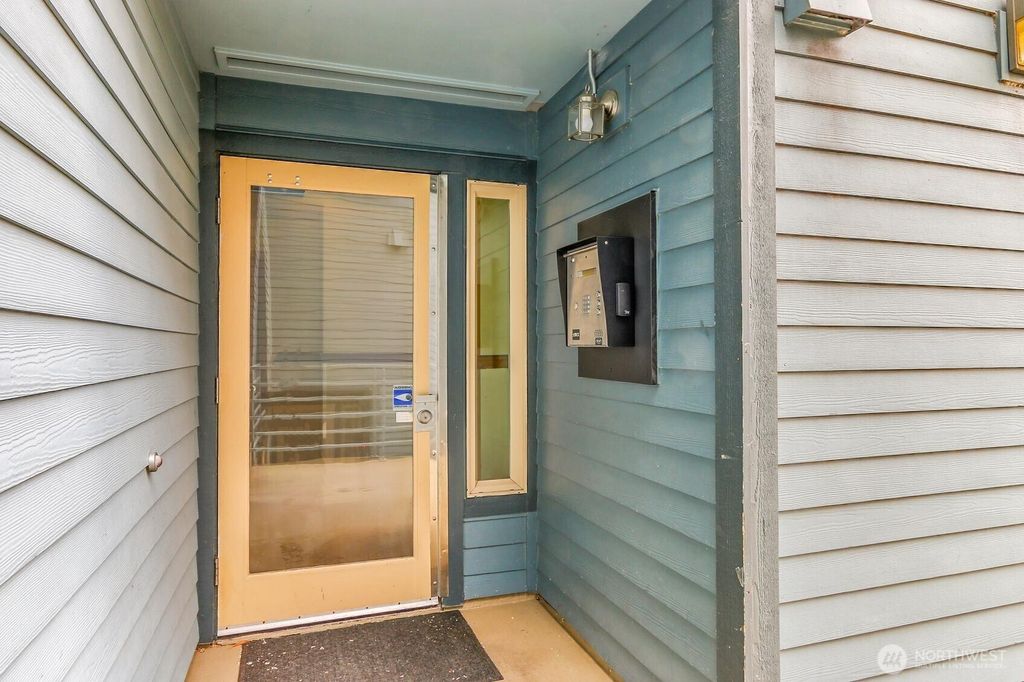 Photo of 4425 Greenwood Avenue N #105, Seattle, WA 98103 (MLS # 2538008)