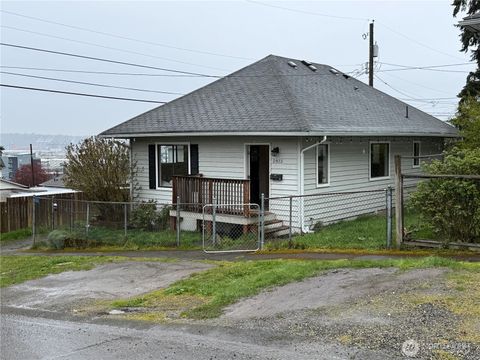 Photo of 2815 S D Street, Tacoma, WA 98402 (MLS # 2500557)