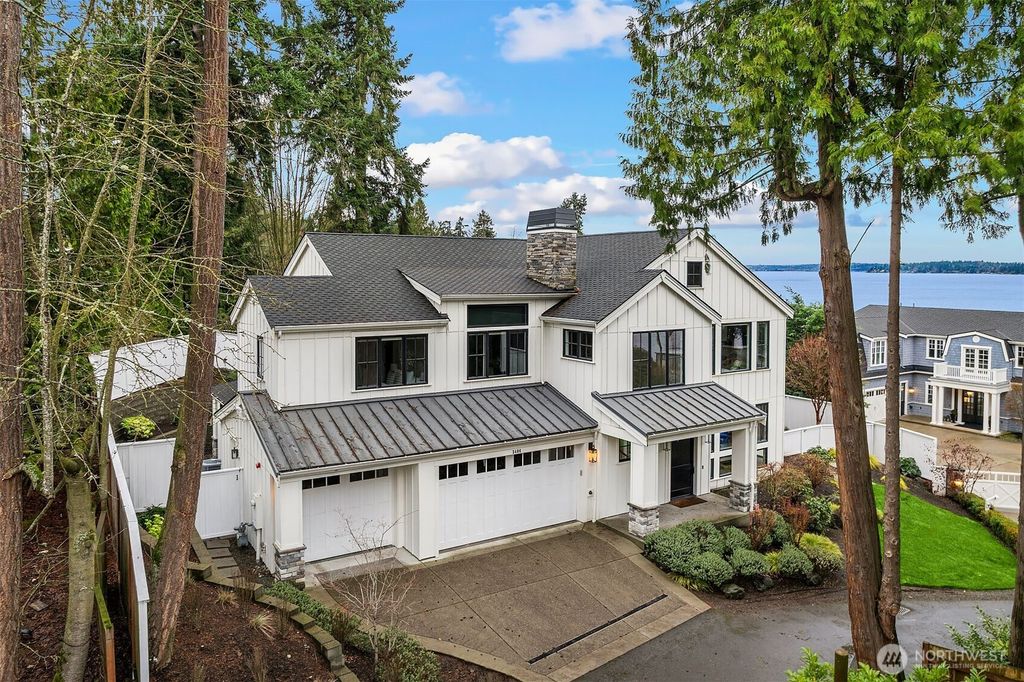 Photo of 3406 97th Avenue SE, Mercer Island, WA 98040 (MLS # 2461259)
