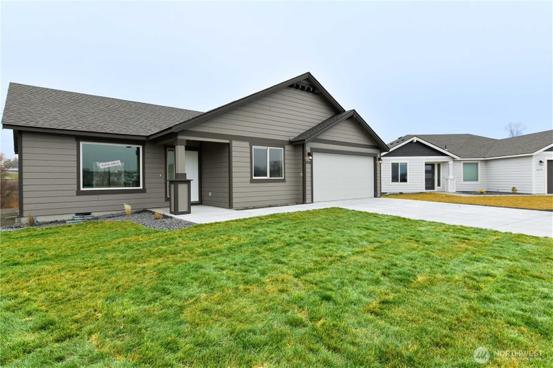 326 N Sandy Loop
