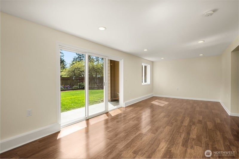 16204 Main Street