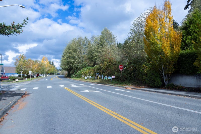 0 10th Avenue NE