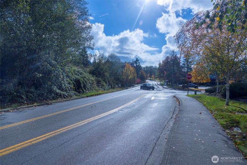 0 10th Avenue NE