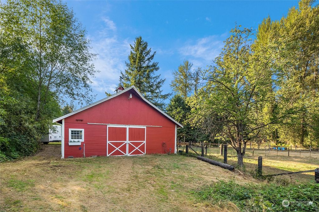 Photo of 24328 SE 162nd Street, Issaquah, WA 98027 (MLS # 2164464)