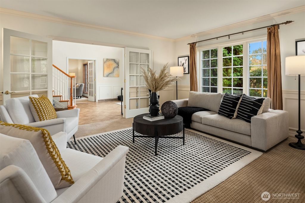 Photo of 453 SW 347th Street, Federal Way, WA 98023 (MLS # 2445166)