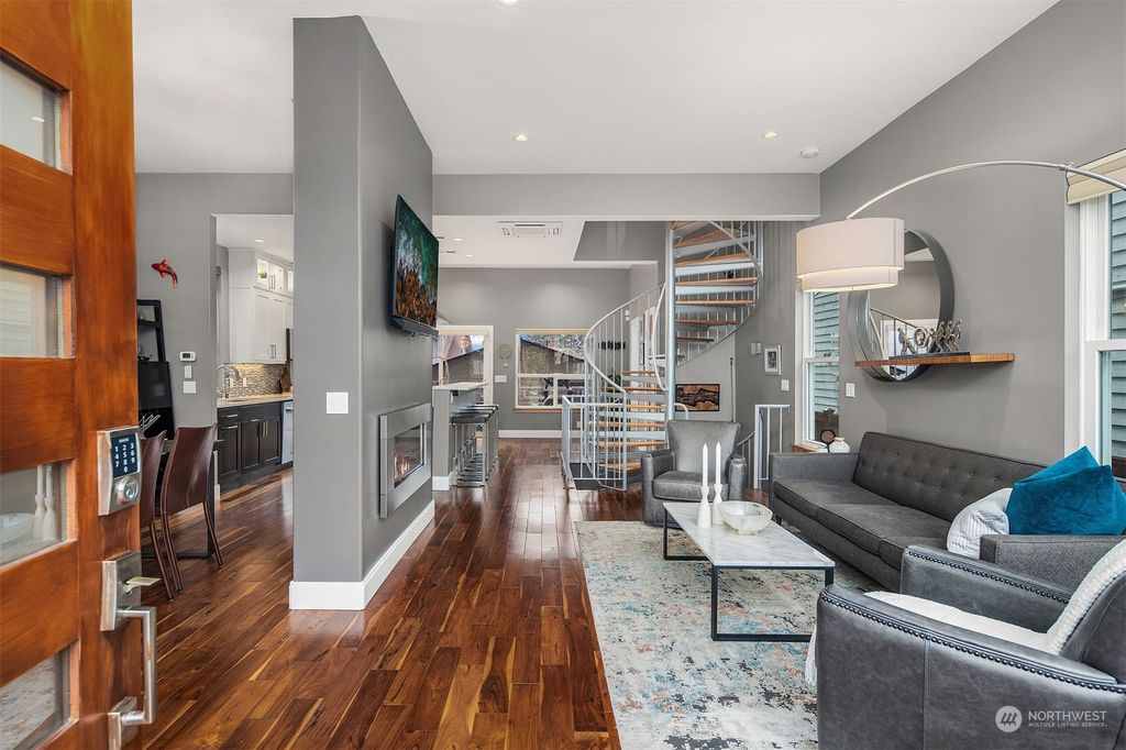 Photo of 915 N 72nd Street, Seattle, WA 98103 (MLS # 2330752)