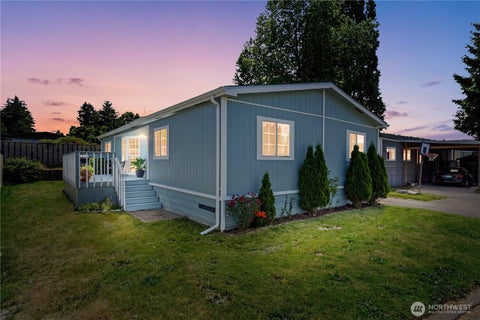 Photo of 602 29th Street SE #26, Auburn, WA 98092 (MLS # 2541963)