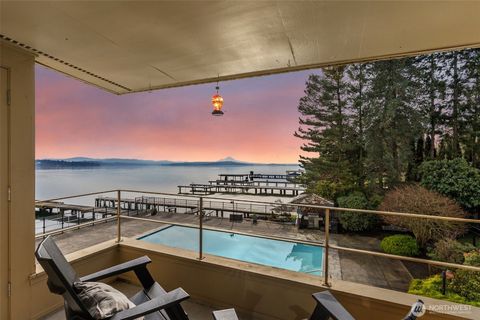 1600 43rd Avenue E 211 Seattle WA 98112