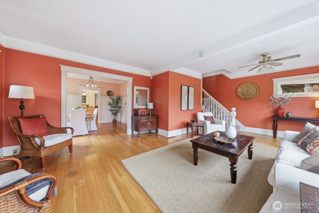 Photo of 932 N 70th Street, Seattle, WA 98103 (MLS # 2454267)