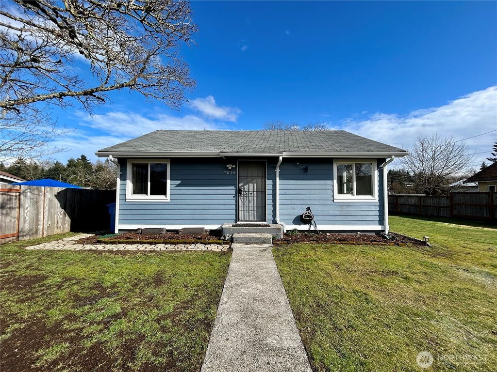 Photo of 7019 S Prospect Street, Tacoma, WA 98409 (MLS # 2483075)