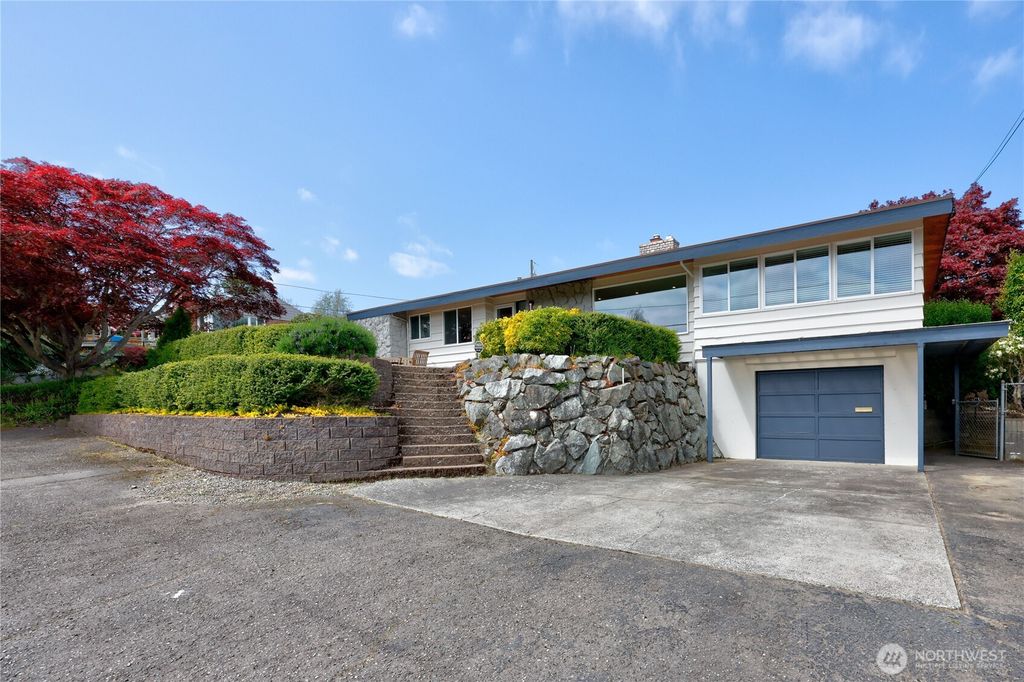 Photo of 2702 E 16th Street, Bremerton, WA 98310 (MLS # 2521371)
