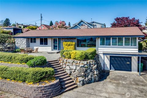 Photo of 2702 E 16th Street, Bremerton, WA 98310 (MLS # 2521371)