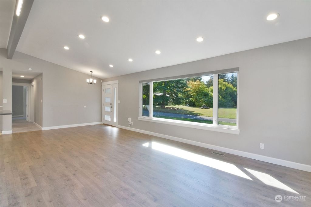 Photo of 1604 E Horizon Drive, Mukilteo, WA 98275 (MLS # 2298997)