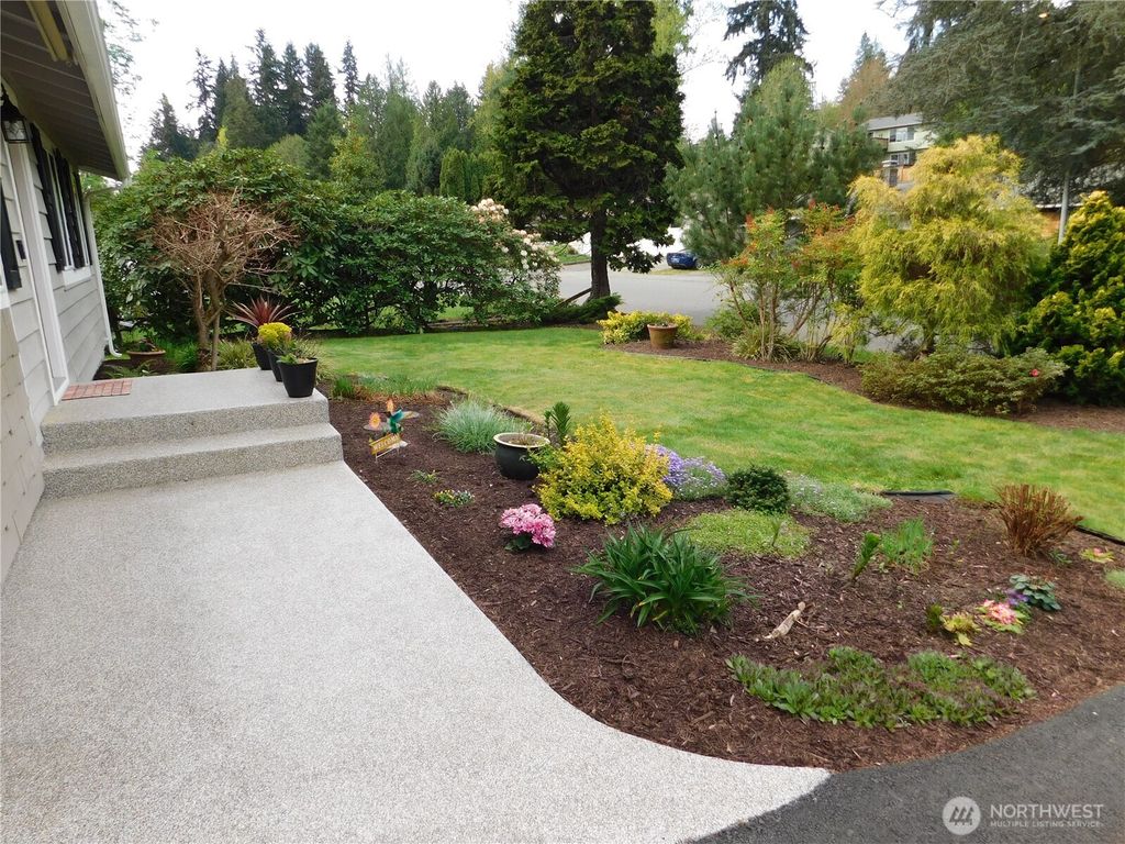 Photo of 13801 59th Ave SE Ave, Everett, WA 98208 (MLS # 2516761)