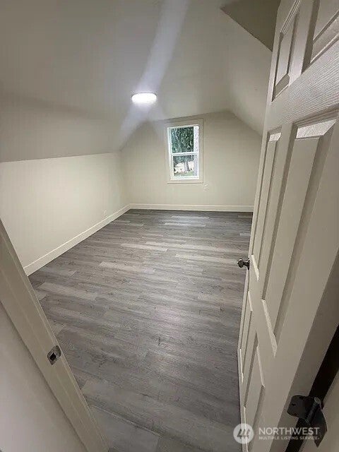 4140 Poplar Way