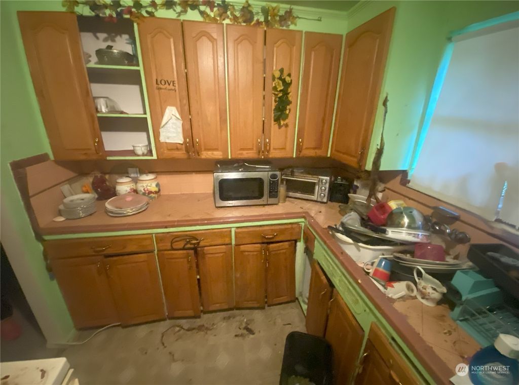 Photo of 7614 S 113th Street, Seattle, WA 98178 (MLS # 2160170)