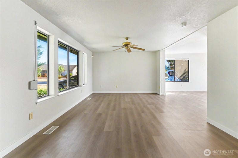 9418 180th Way SW