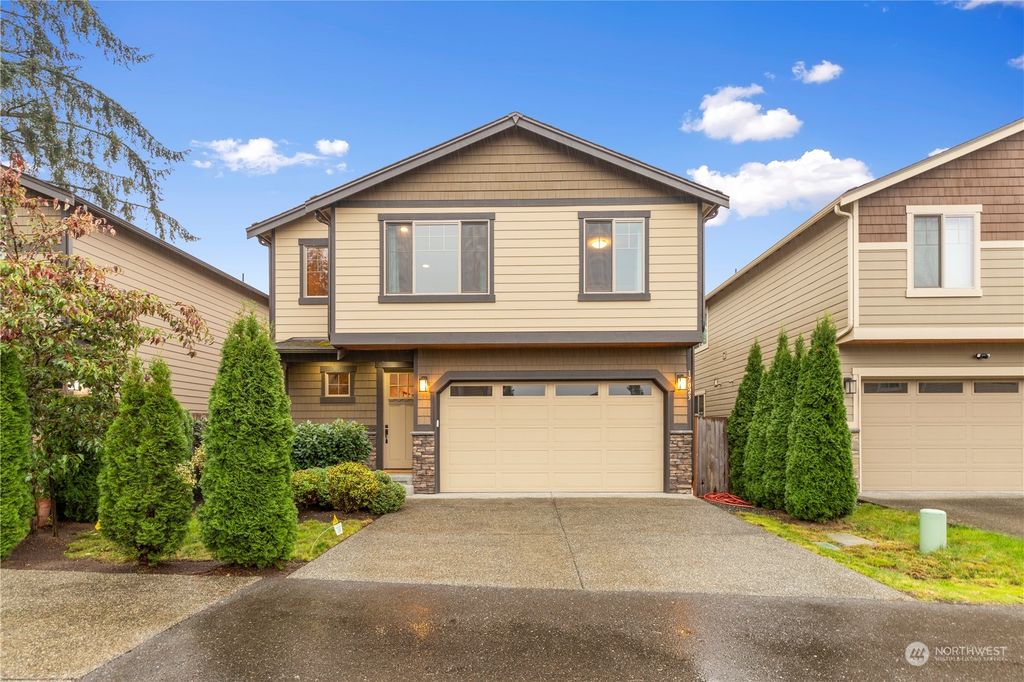 Photo of 17023 11th Place W, Lynnwood, WA 98037 (MLS # 2298912)