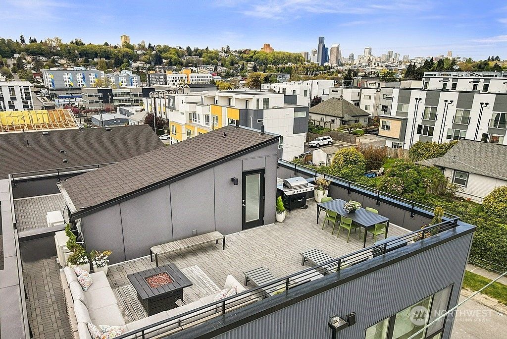 Photo of 2030 24th Avenue S, Seattle, WA 98144 (MLS # 2155027)