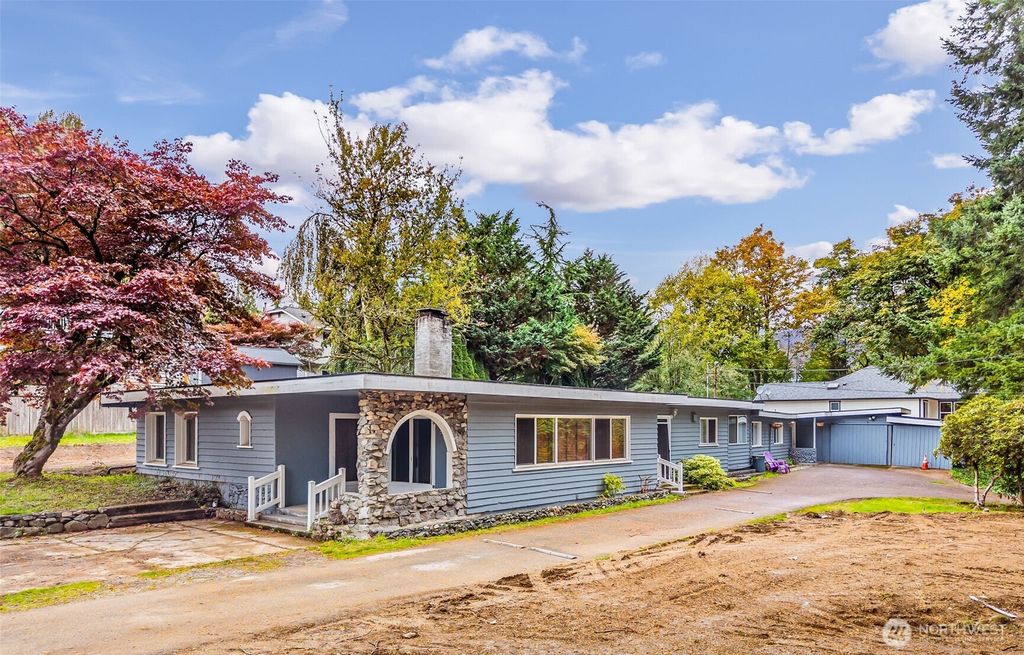 Photo of 1010 99th Avenue SE, Lake Stevens, WA 98258 (MLS # 2445817)