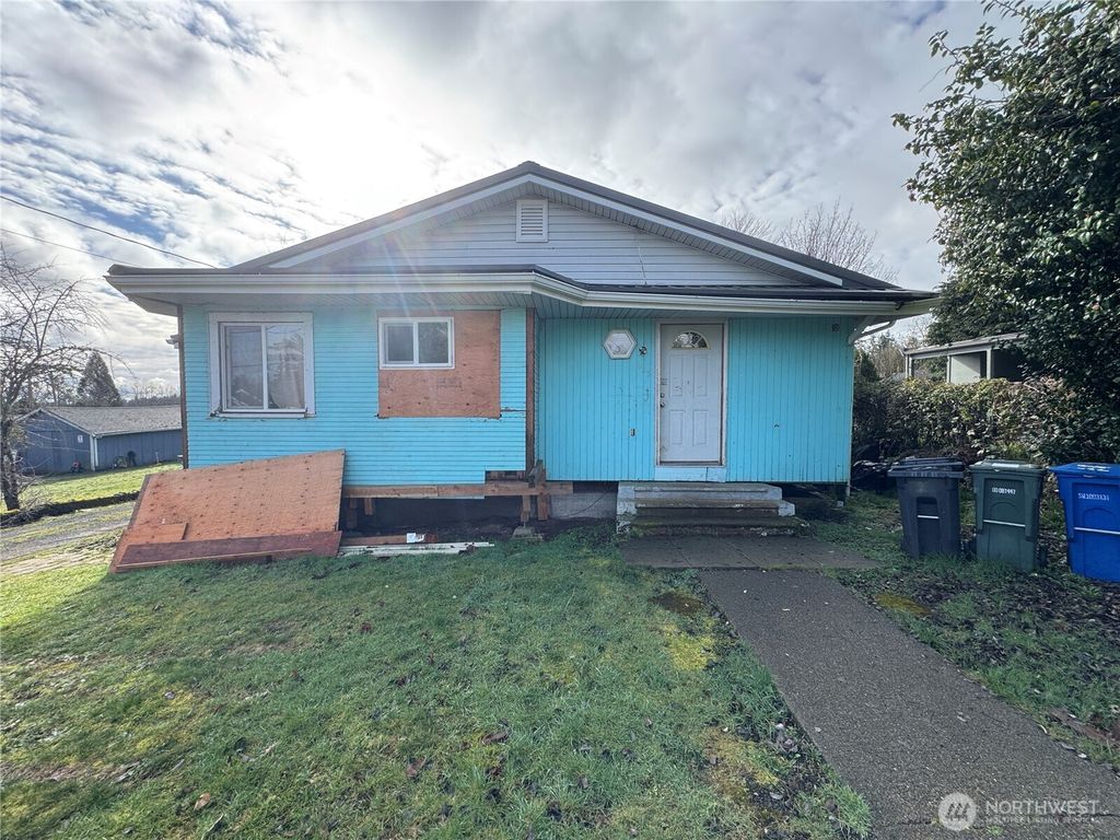 Photo of 605 Arcadia Avenue, Shelton, WA 98584 (MLS # 2500572)