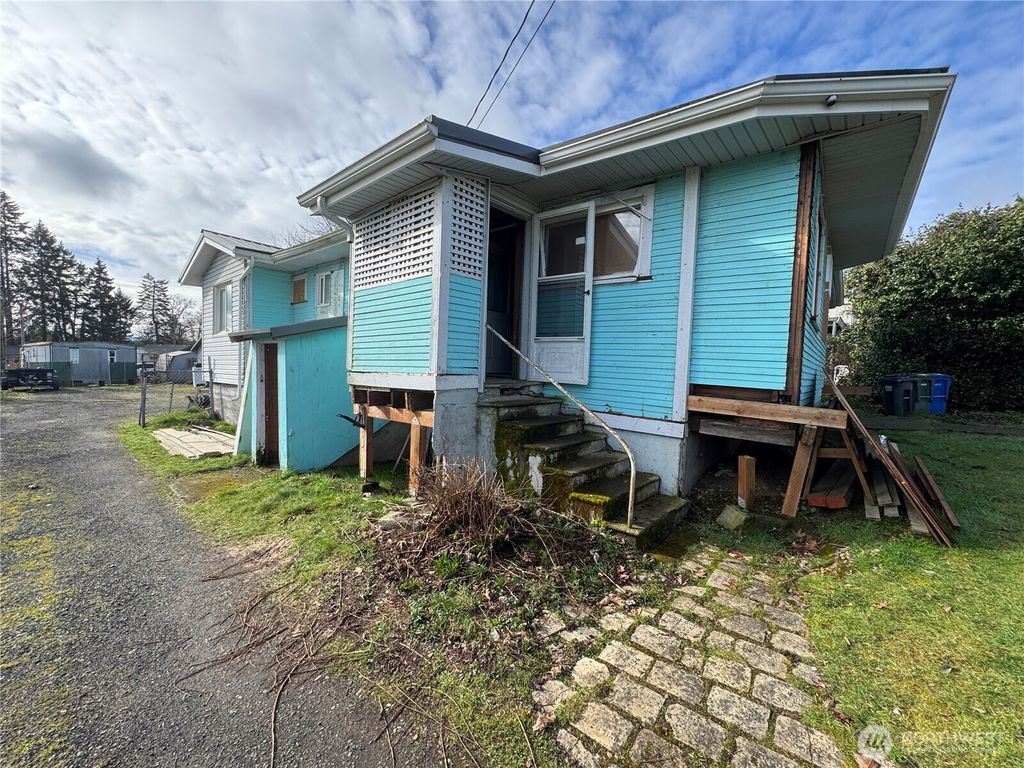 Photo of 605 Arcadia Avenue, Shelton, WA 98584 (MLS # 2500572)