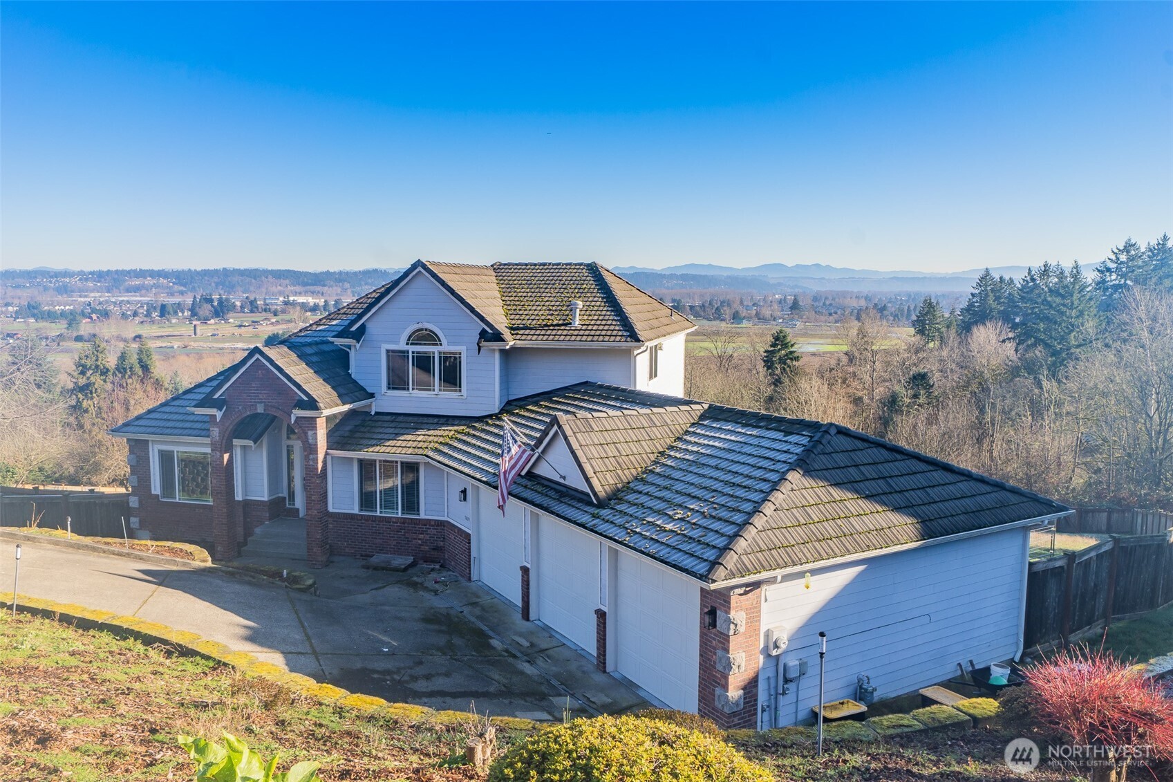 5805 51st Avenue Ct E