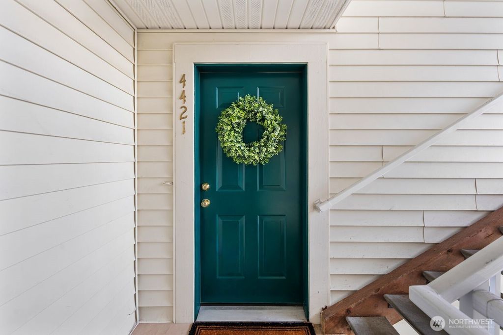 Photo of 4421 249th SE Ter, Issaquah, WA 98029 (MLS # 2501768)