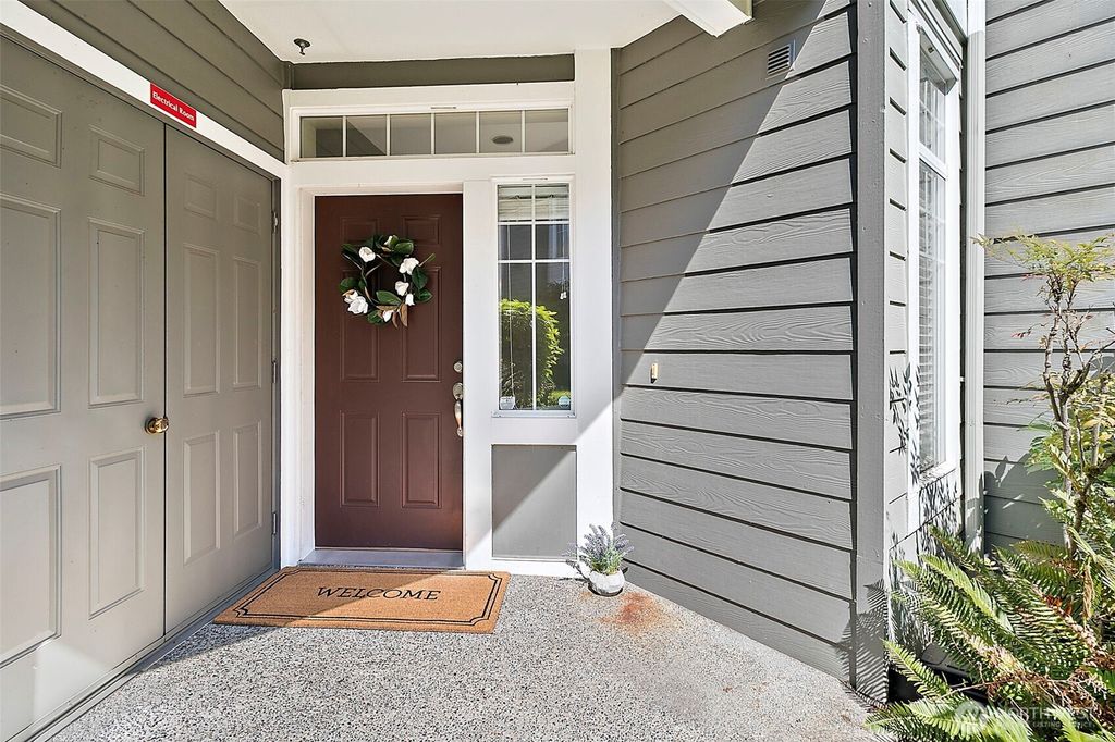 Photo of 4316 NE 5th Court #106, Renton, WA 98059 (MLS # 2414684)