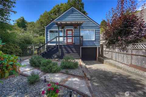 Photo of 505 N B Street, Aberdeen, WA 98520 (MLS # 2564479)